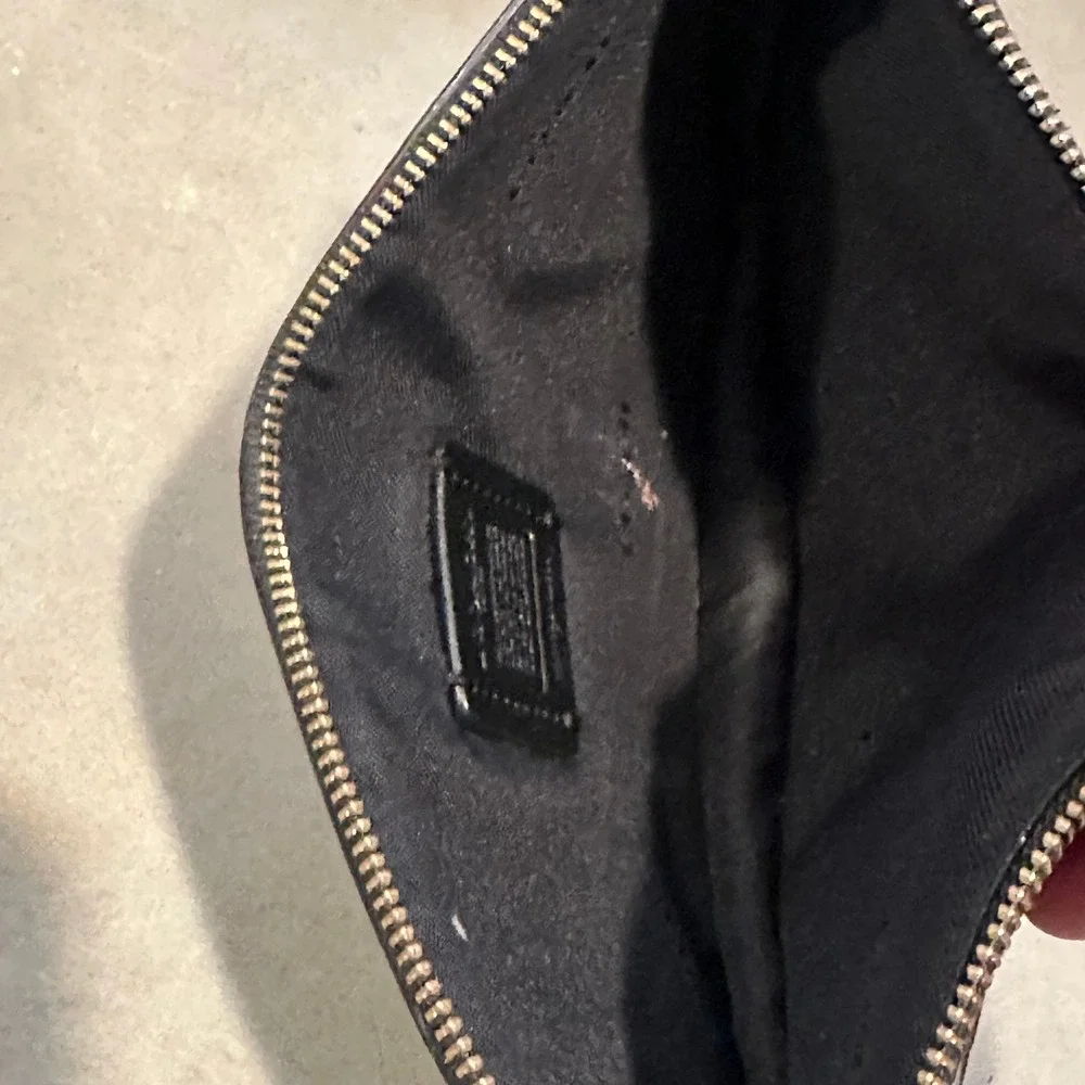 Coach Black Pebbled Leather Zip Top Wristlet Gold Logo Pouch Wallet